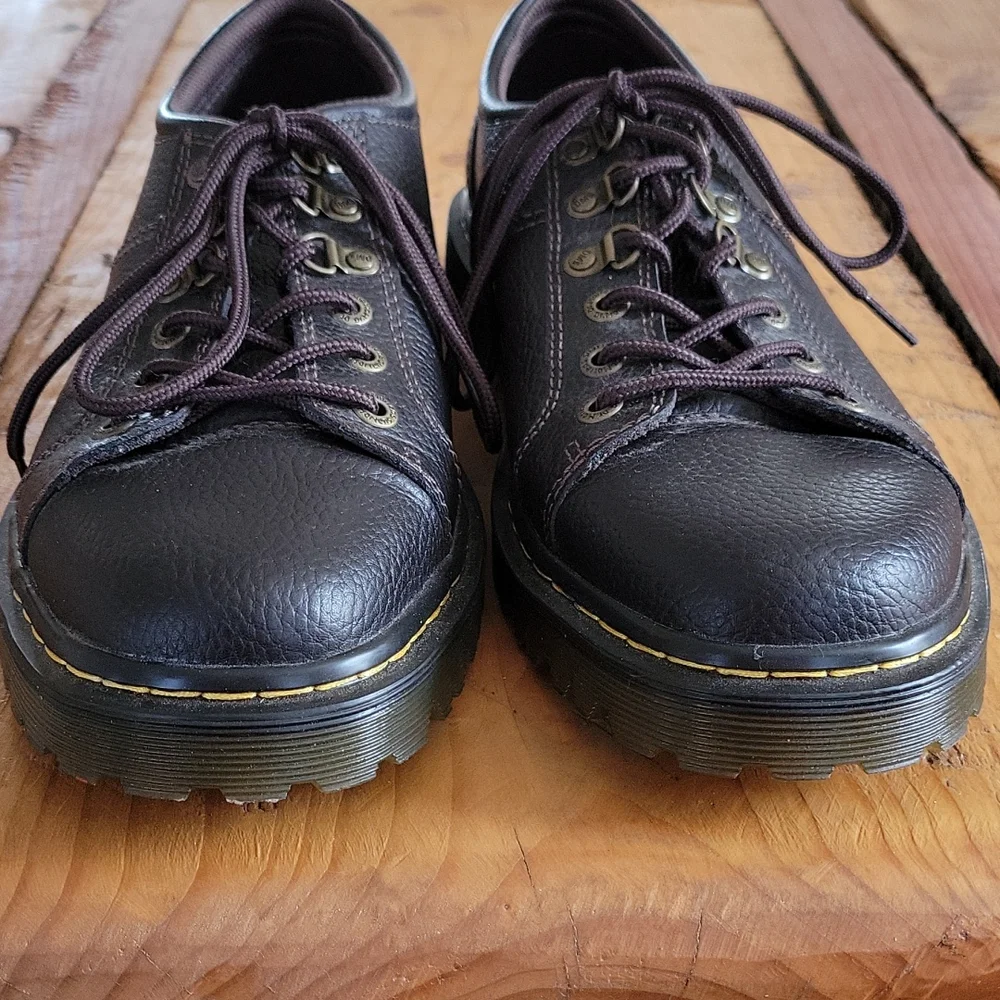 Dr. Martens Air Wair pebbled leather men's shoes sz 11